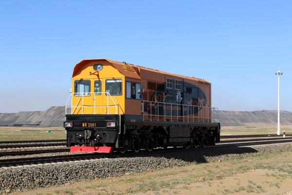 For the first time, a hybrid locomotive has been introduced